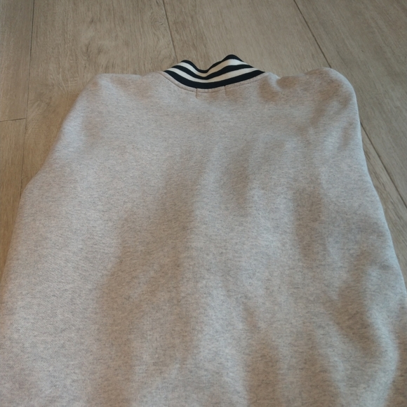 Jacket - Picture 3 of 3